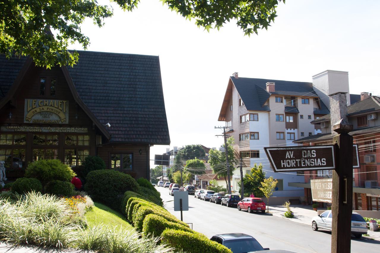 Otima Localizacao E Vista Da Cidade Gramado Exteriör bild