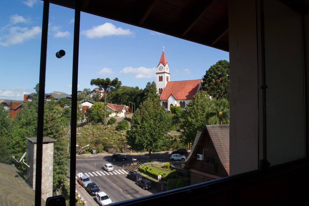 Otima Localizacao E Vista Da Cidade Gramado Exteriör bild