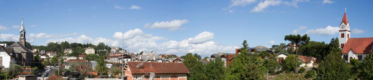 Otima Localizacao E Vista Da Cidade Gramado Exteriör bild